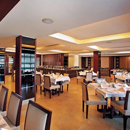 Hotel Broad Bean Cochin à Kochi Extérieur photo