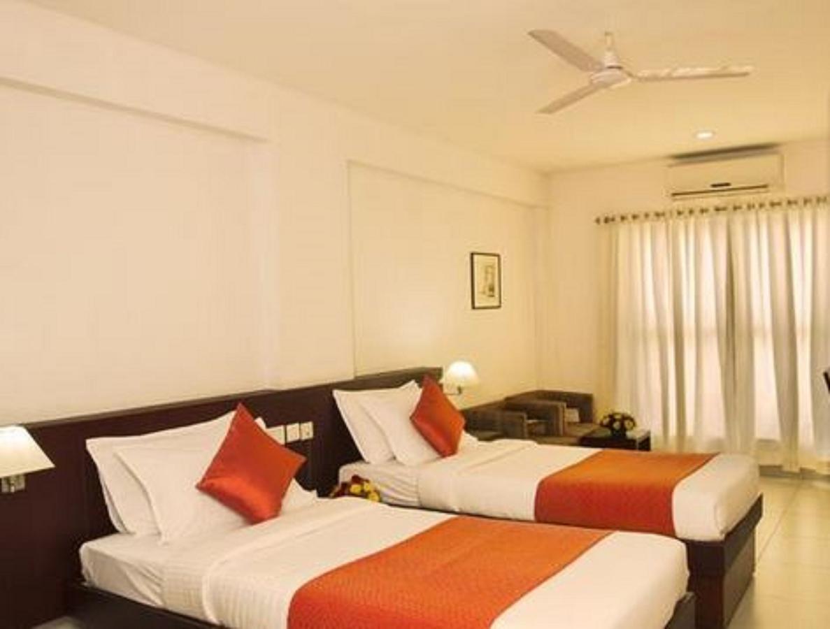Hotel Broad Bean Cochin à Kochi Extérieur photo