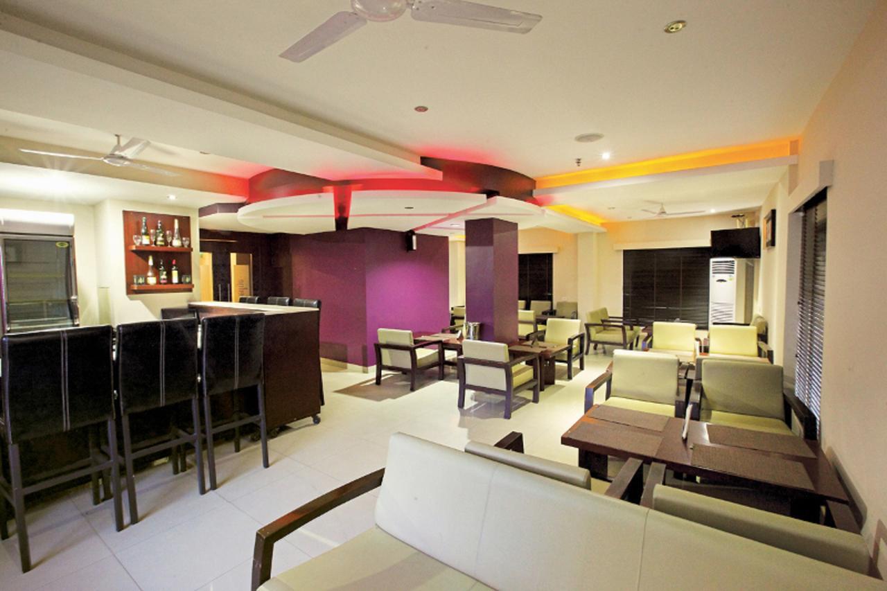 Hotel Broad Bean Cochin à Kochi Extérieur photo