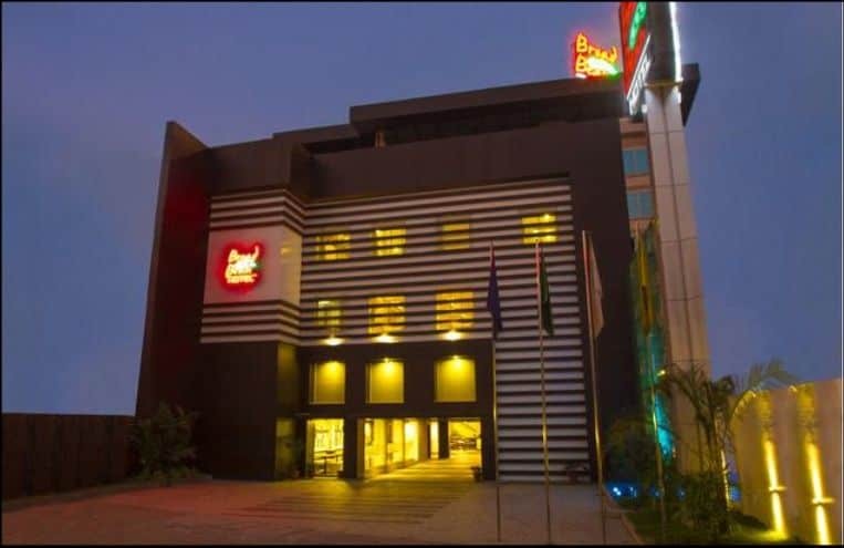 Hotel Broad Bean Cochin à Kochi Extérieur photo